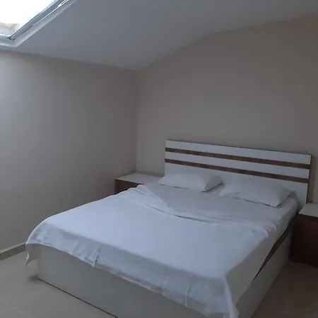 4 Bedrooms Bluehomes Apartamento *